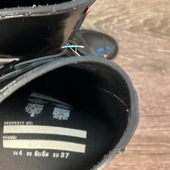 SOLD Hunter Women's Original Tall Rain Boot Glossy Black Women's Size 6 - Picture 4 of 7